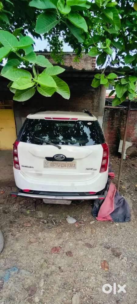 Mahindra Xuv500 2013 Diesel 80000 Km Driven