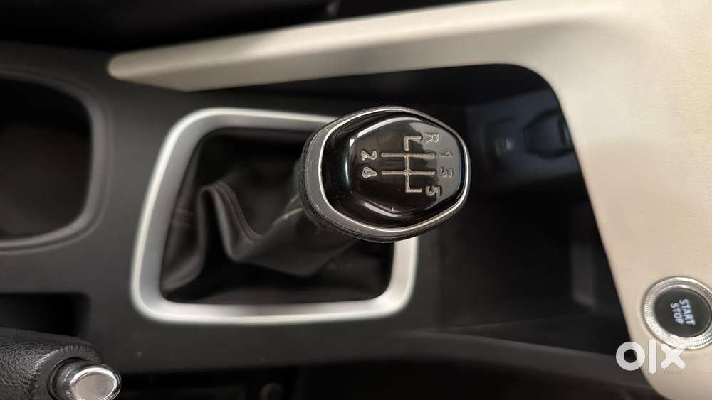 Nissan Magnite 1.0 Xv, 2021, Petrol