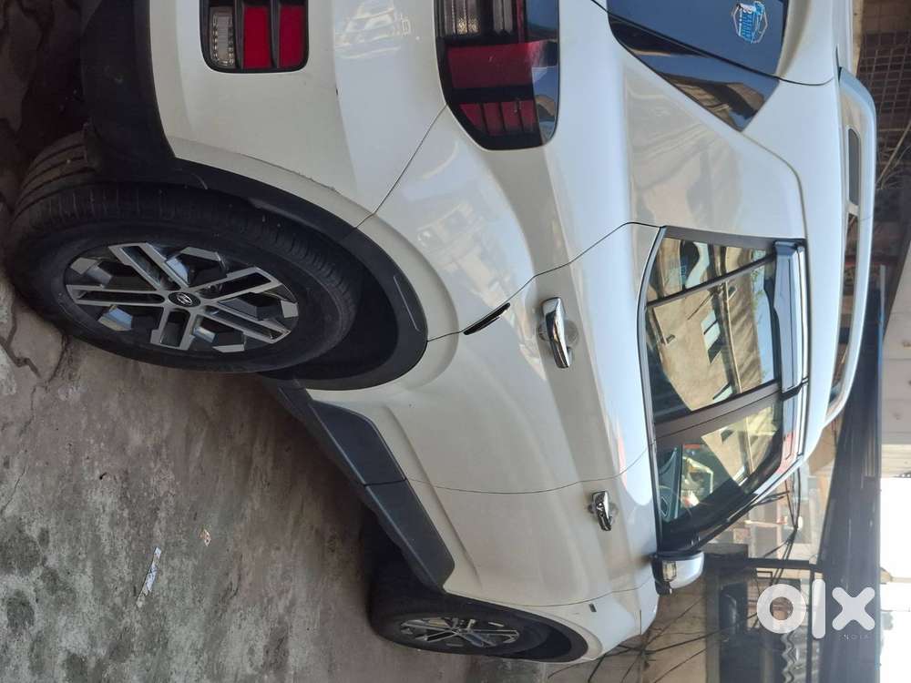 Vanue Sx (o) Dct 1.0 Petrol