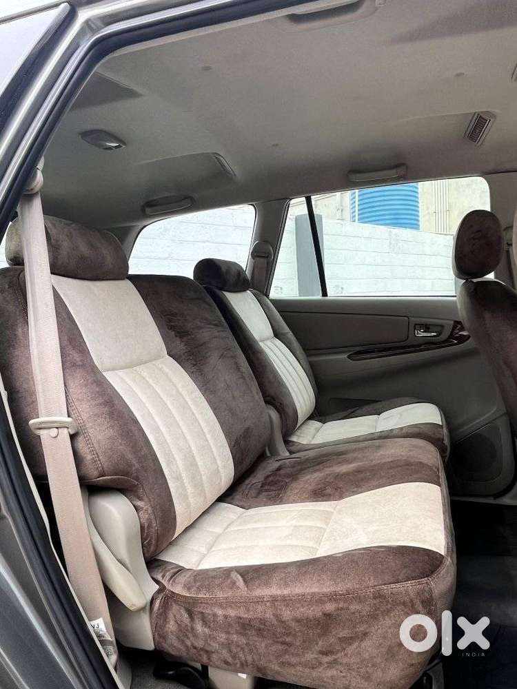 Toyota Innova 2.5 V 7 Str, 2013, Diesel