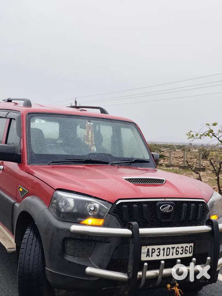 Mahindra Scorpio 2017 Diesel Manual