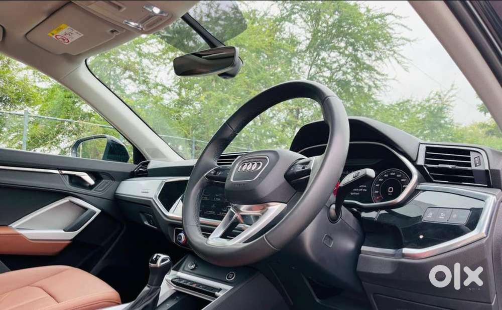 Audi Q3 40 Tfsi Premium, 2023, Petrol