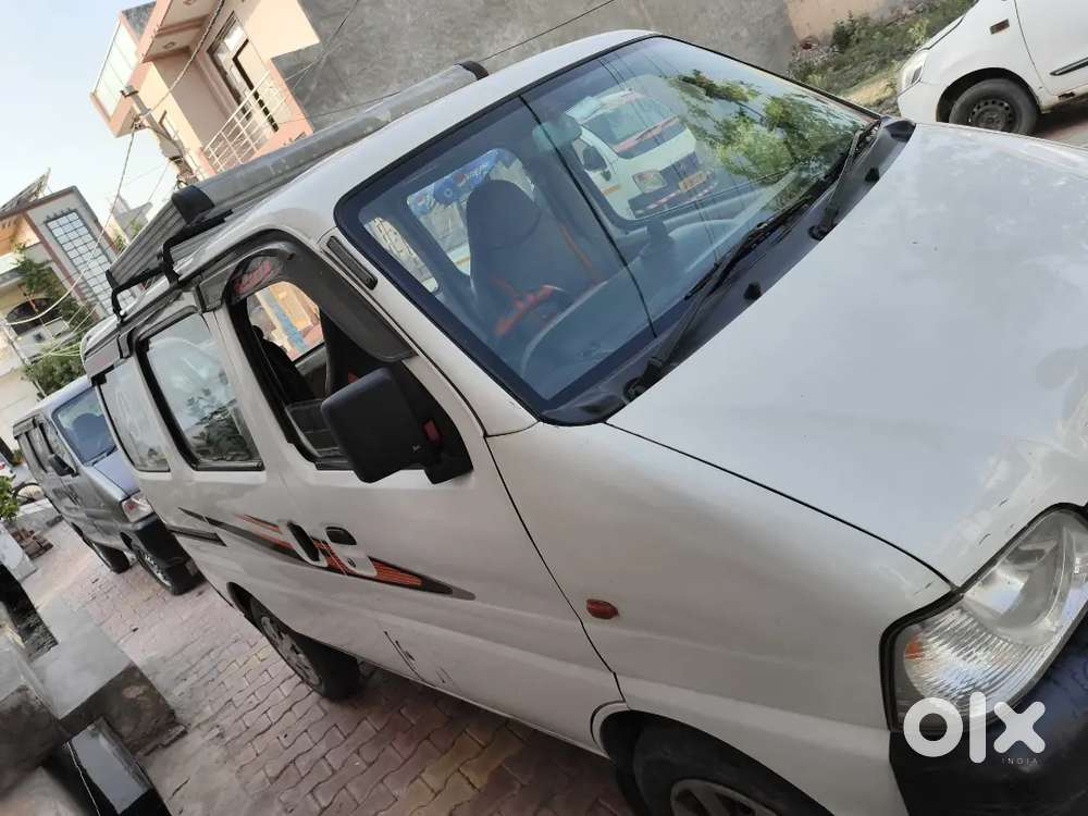 Maruti Eeco 5 Seater With Ac