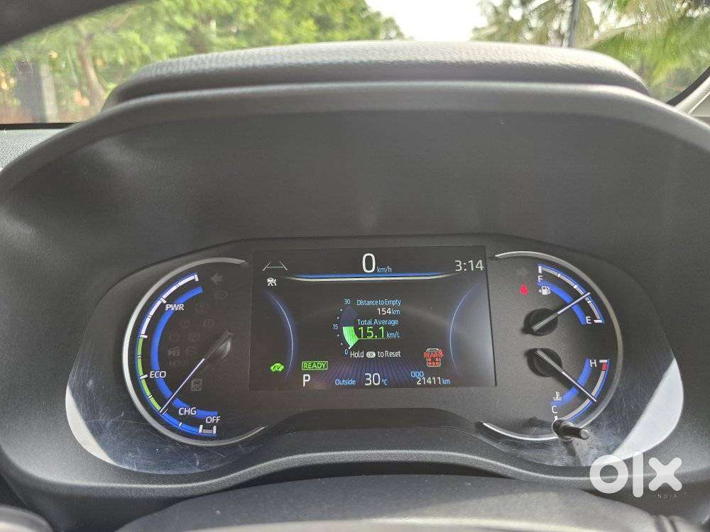 Toyota Innova Hycross 2.0 Zx (o) Hybrid 7 Str, 2025, Petrol