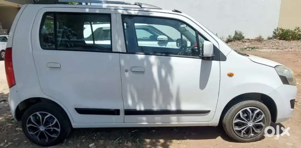 Maruti Suzuki Wagon R 2017 Petrol 75000 Km Driven