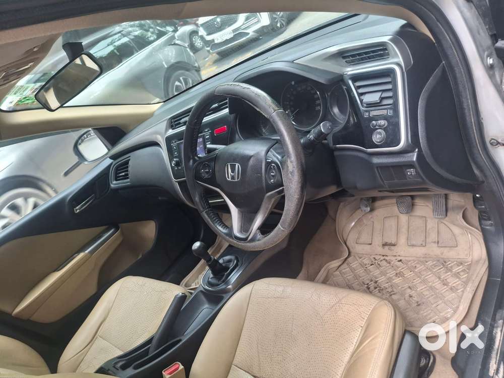 Honda City 1.5 V Mt Sunroof, 2014, Petrol
