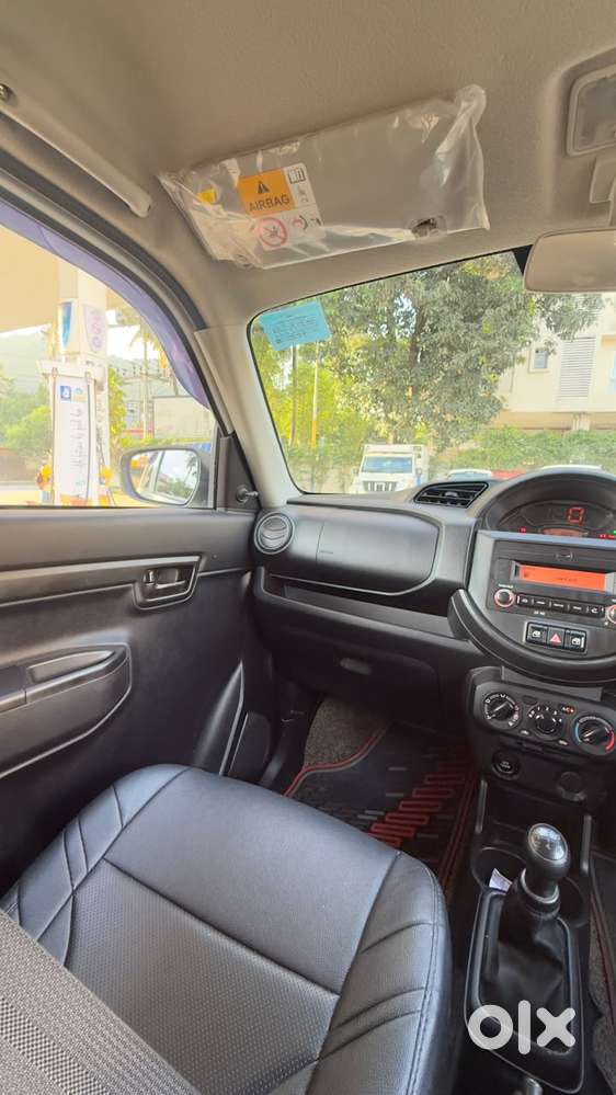 Maruti Suzuki S-presso Vxi Opt, 2023, Petrol