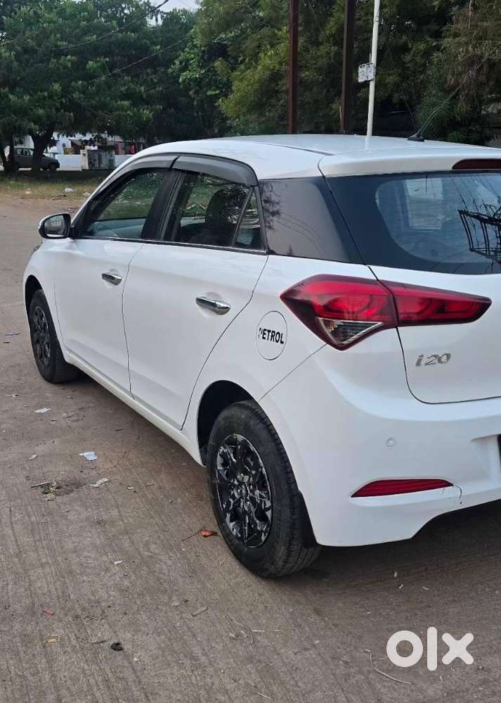 Hyundai I20 Sportz 1.2 Mt, 2017, Petrol