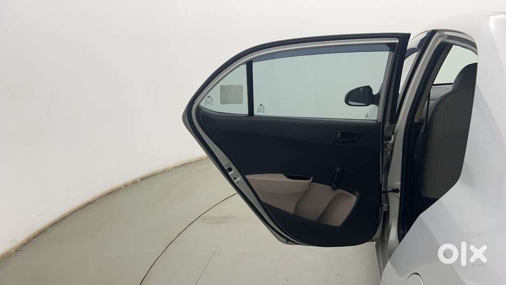 Hyundai Xcent 1.2 Vtvt E, 2017, Petrol