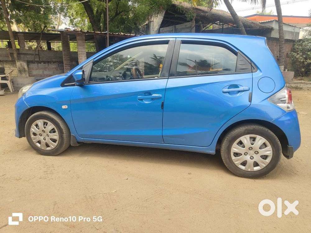 Honda Brio 2011-2013 V Mt, 2013, Petrol