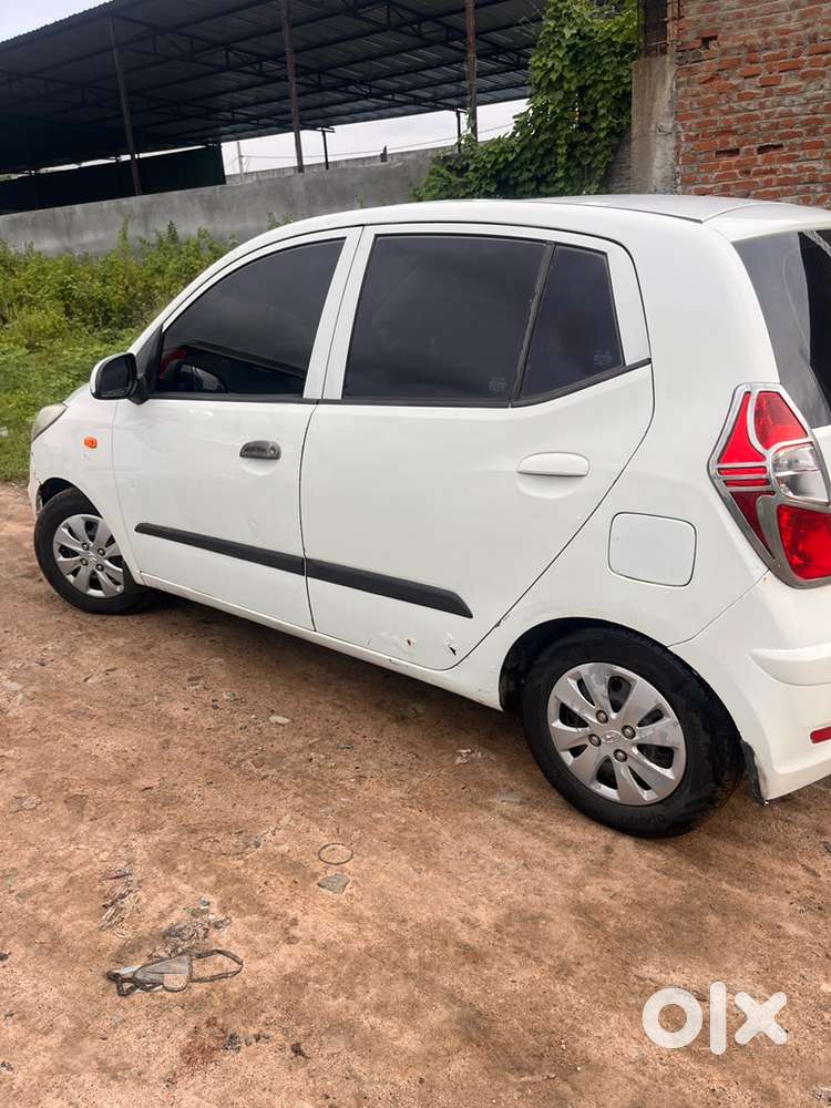 Hyundai I10 2011 Cng & Hybrids Good Condition