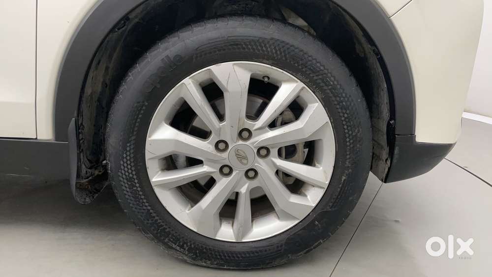 Mahindra Xuv300 W8 Amt Optional Diesel, 2020, Petrol