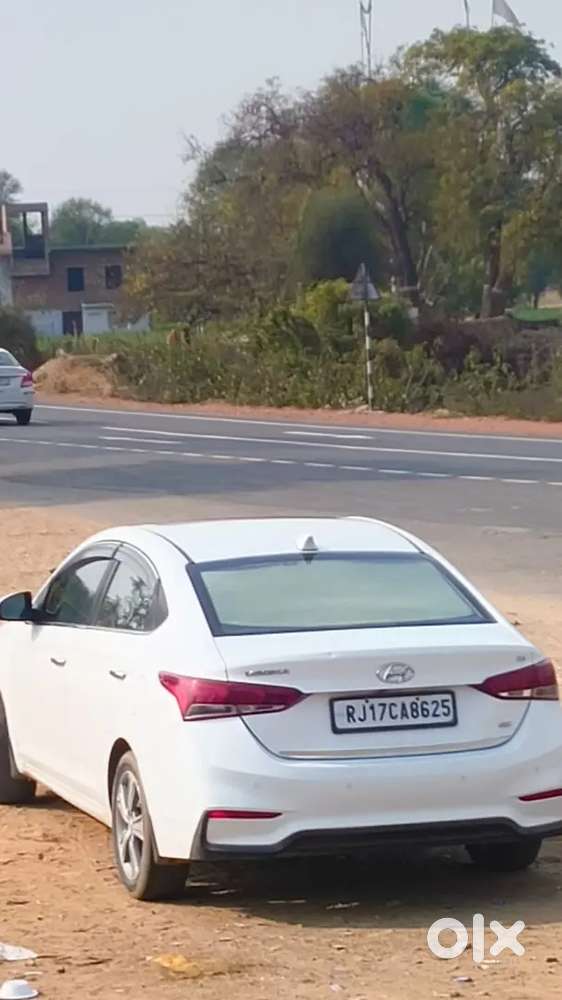 Hyundai Verna Sx 2018 Model