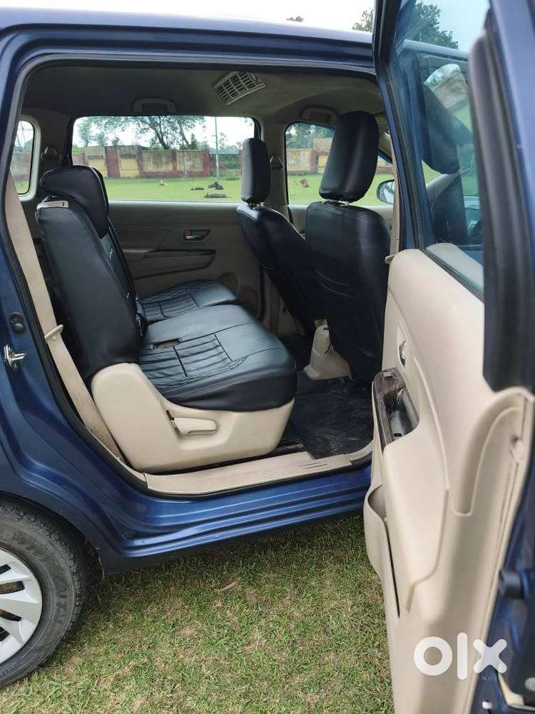 Maruti Suzuki Ertiga 1.5 Vxi, 2020, Petrol