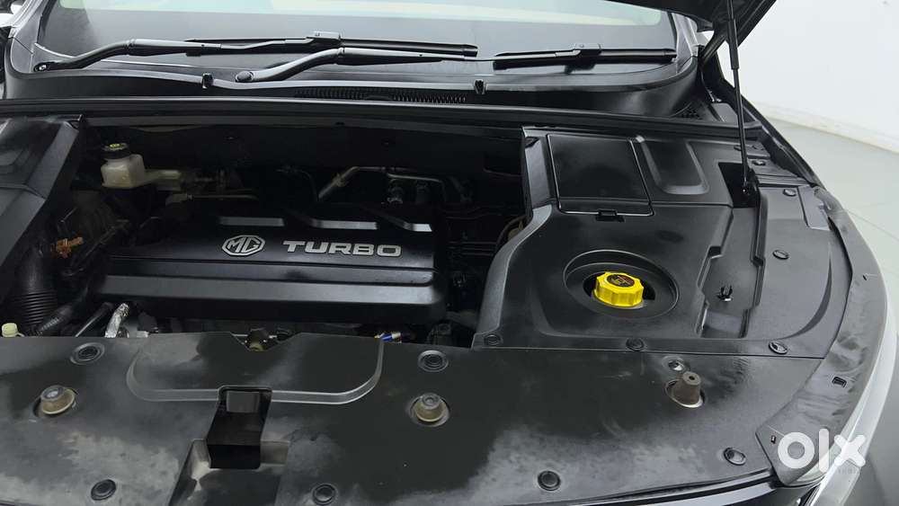 Mg Hector Plus Sharp Pro 1.5 Turbo Petrol Cvt 6 Str, 2023, Petrol