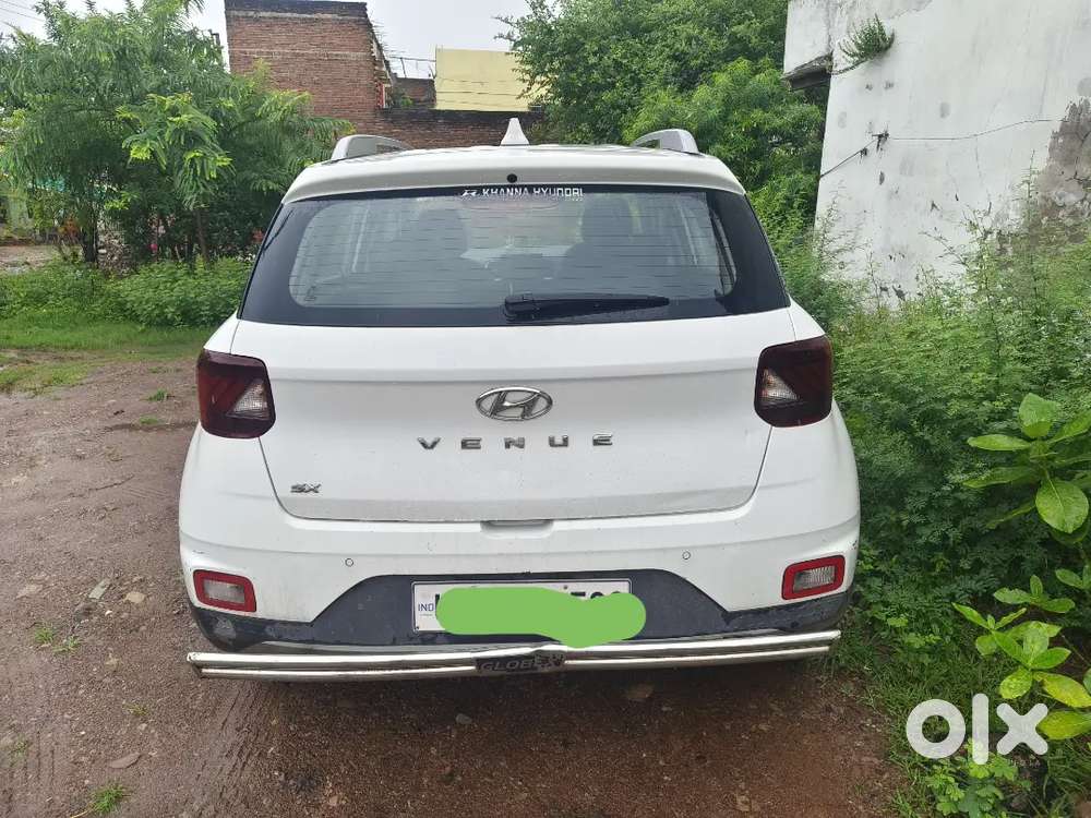 Hyundai Venue 2019 Manual