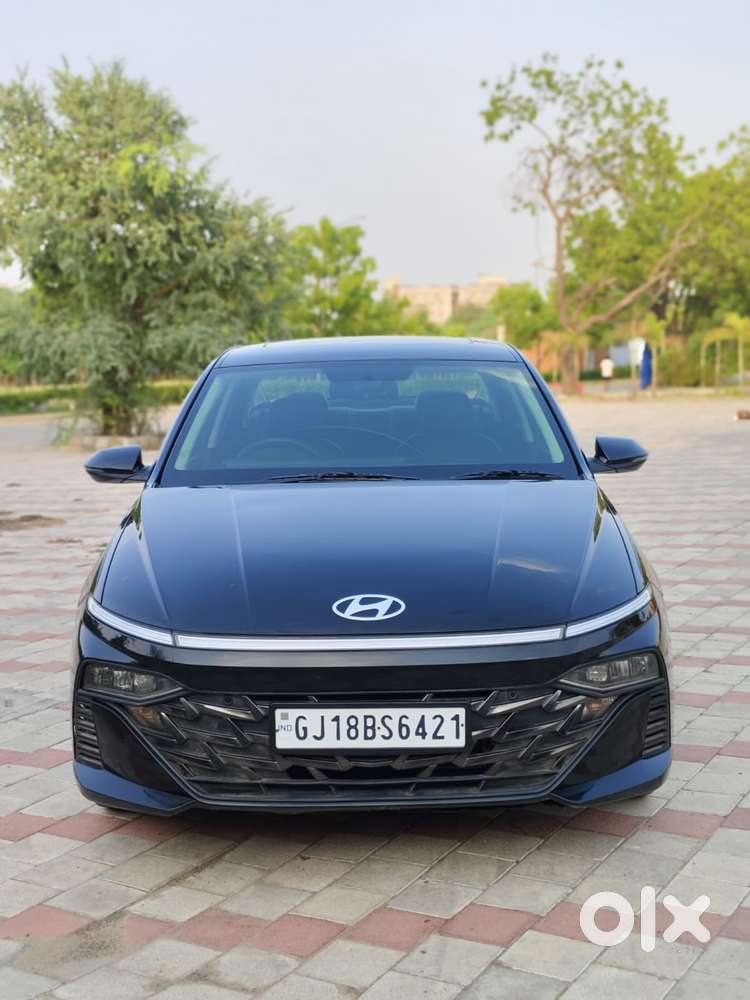 Hyundai Verna 1.5 Sx Ivt, 2023, Petrol