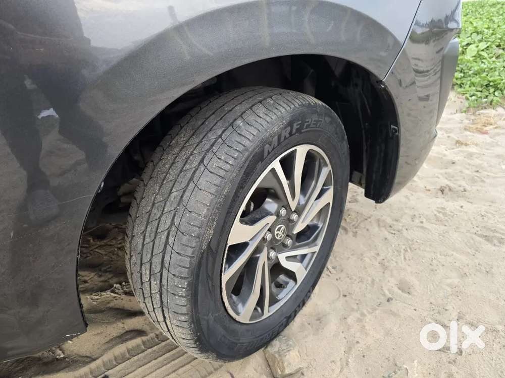 Toyota Innova Crysta 2021 Diesel Well Maintained