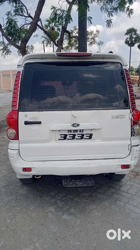 Mahindra Scorpio Classic 2006 Diesel 130000 Km Driven