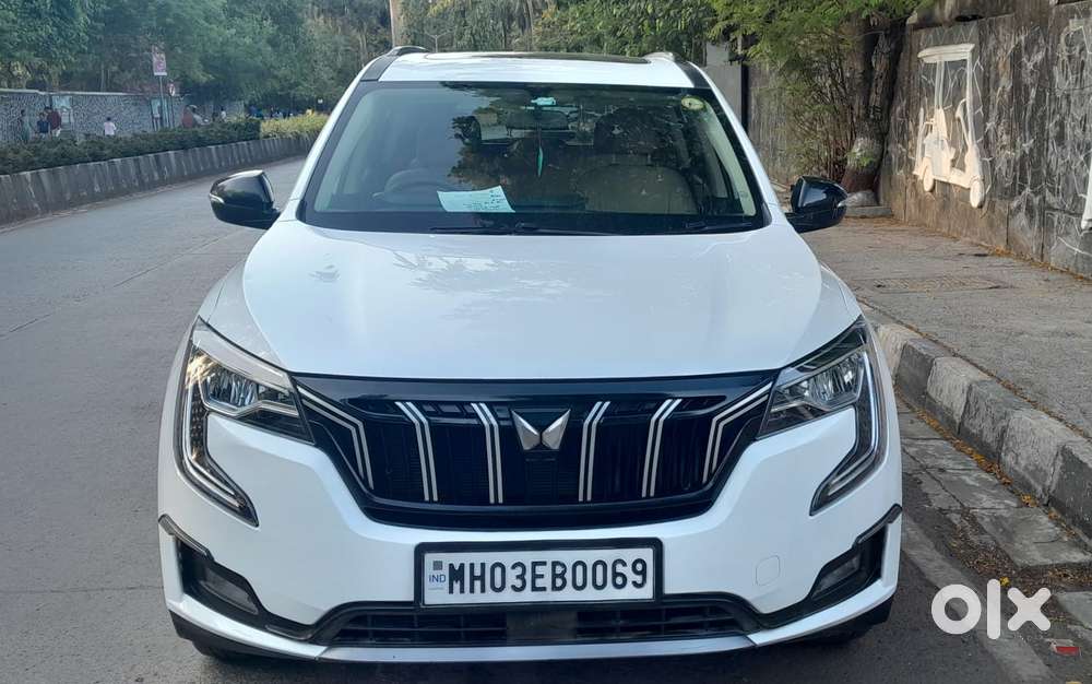 Mahindra Xuv700 2.0 Ax 5 Petrol At Str, 2022, Petrol