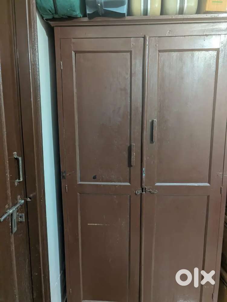 Solid Dark Wood 4-Shelf Wardrobe