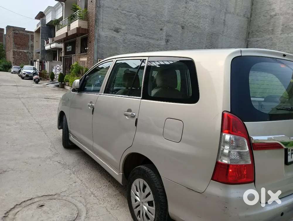 Toyota Innova G4 2013 Model
