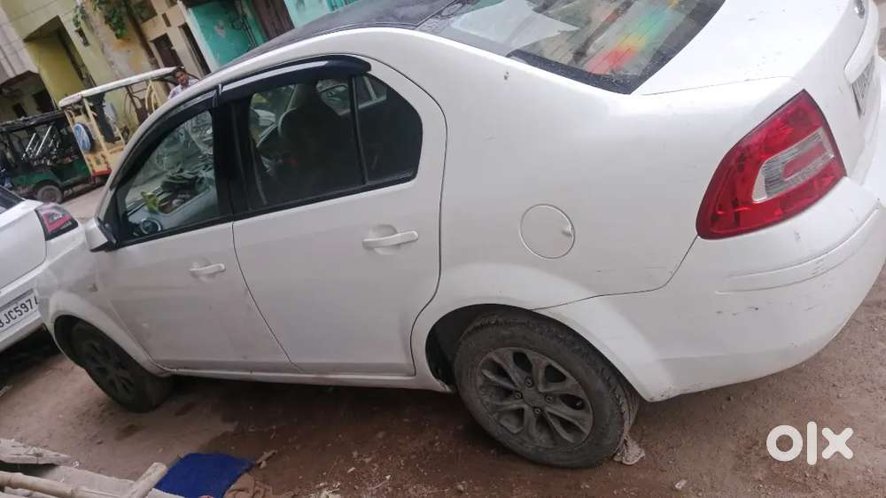 Ford Fiesta Classic 2014 Car