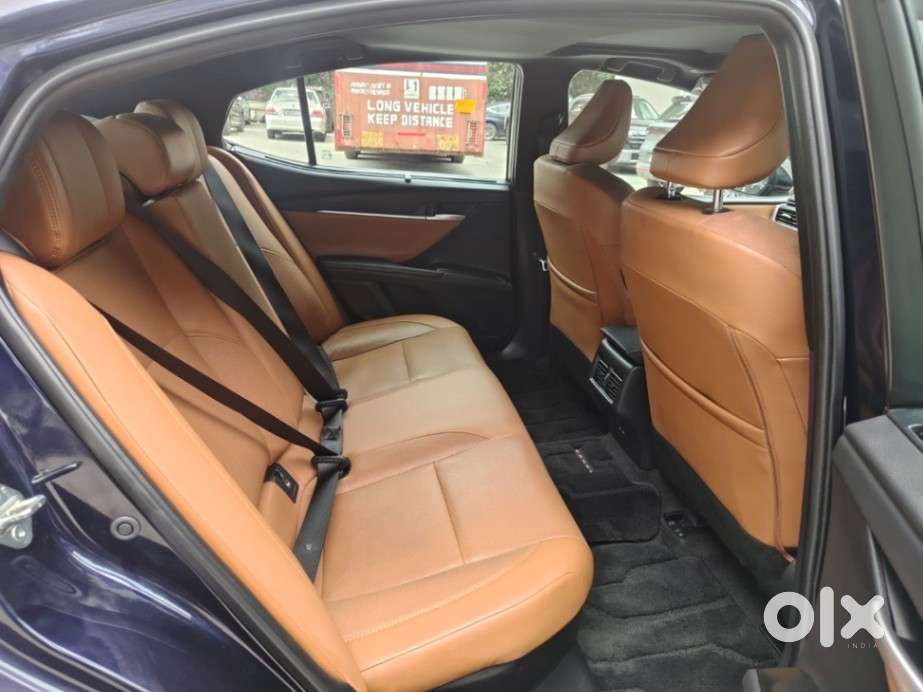 Toyota Camry Hybrid, 2025, Petrol