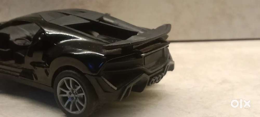 Buggati Sport Toy Car