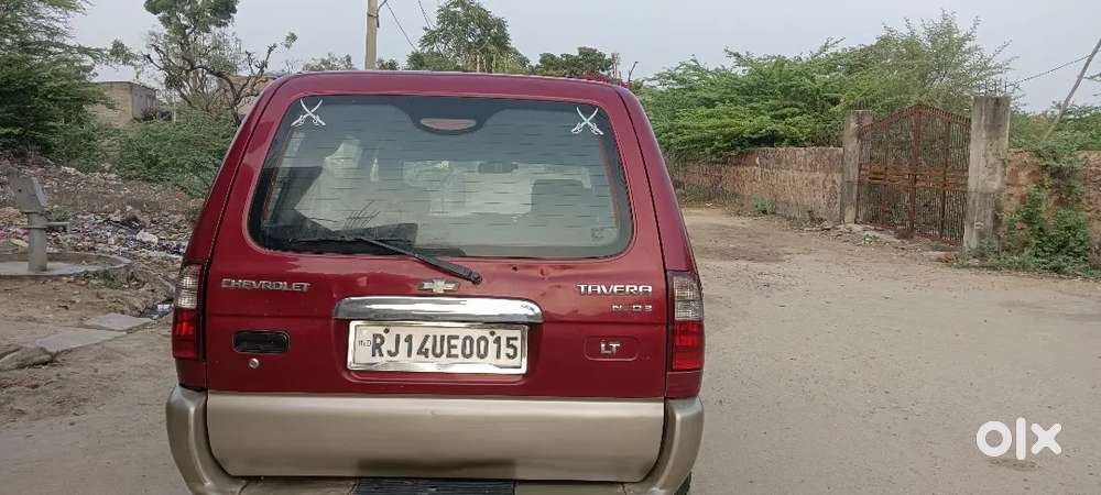 Chevrolet Tavera 2012 Diesel 150000 Km Driven