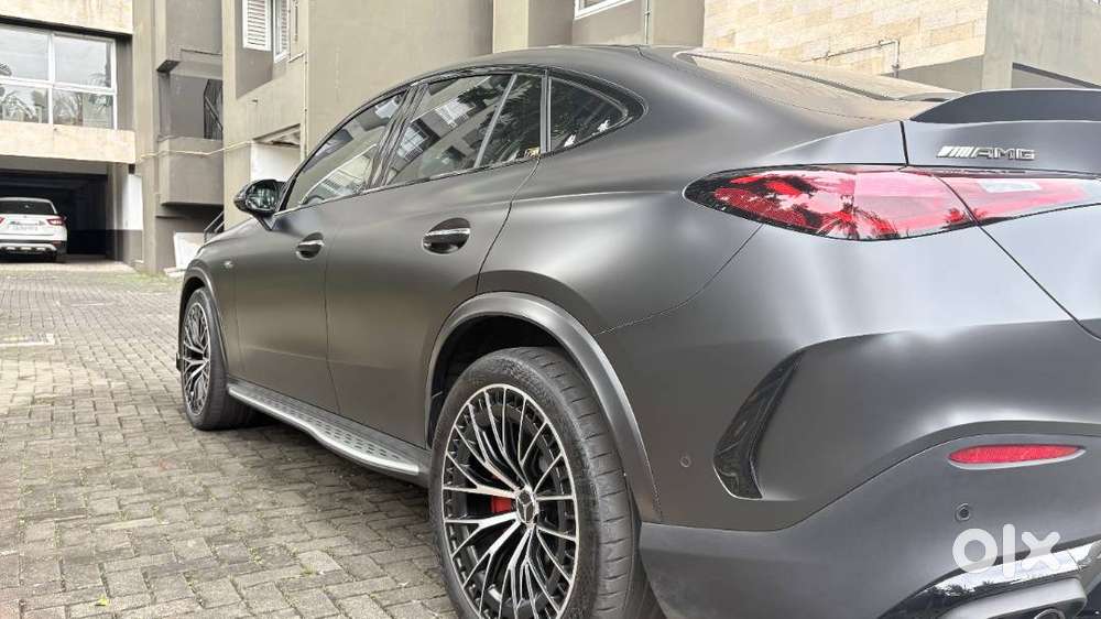 Mercedes Glc – 43 Amg (2025 Model)