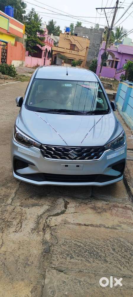 Maruti Suzuki Ertiga Vxi Cng 2026