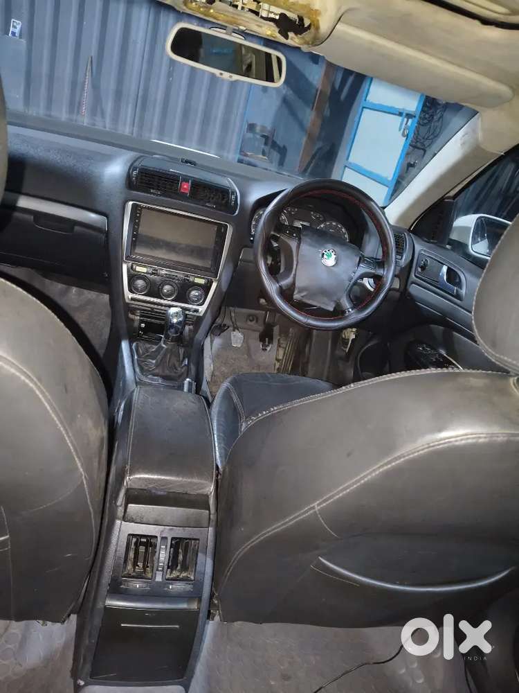 Skoda Laura 2006 Diesel 140000 Km Driven