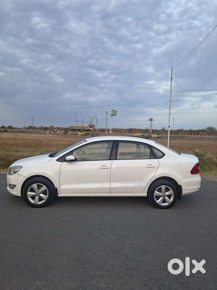 Skoda Rapid 1.5 Tdi Style Plus Black Package, 2015