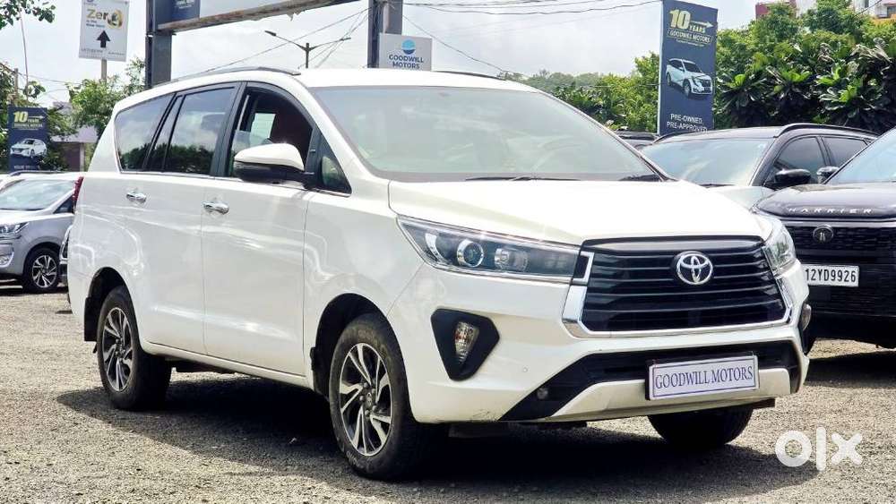 Toyota Innova Crysta 2.4 V 8 Str, 2022, Diesel