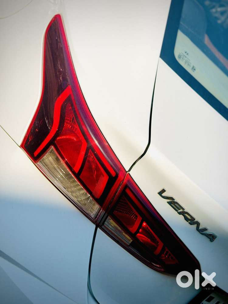 Hyundai Verna 1.5 S Plus Diesel Mt, 2022, Diesel