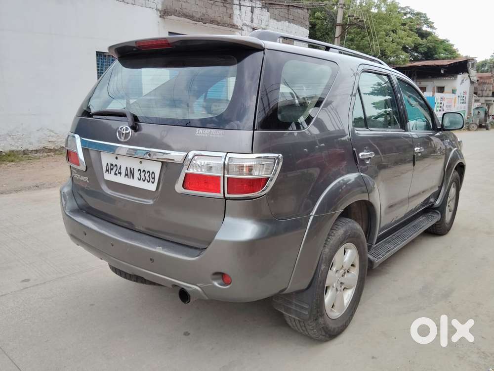Toyota Fortuner 3.0 Diesel, 2011, Diesel