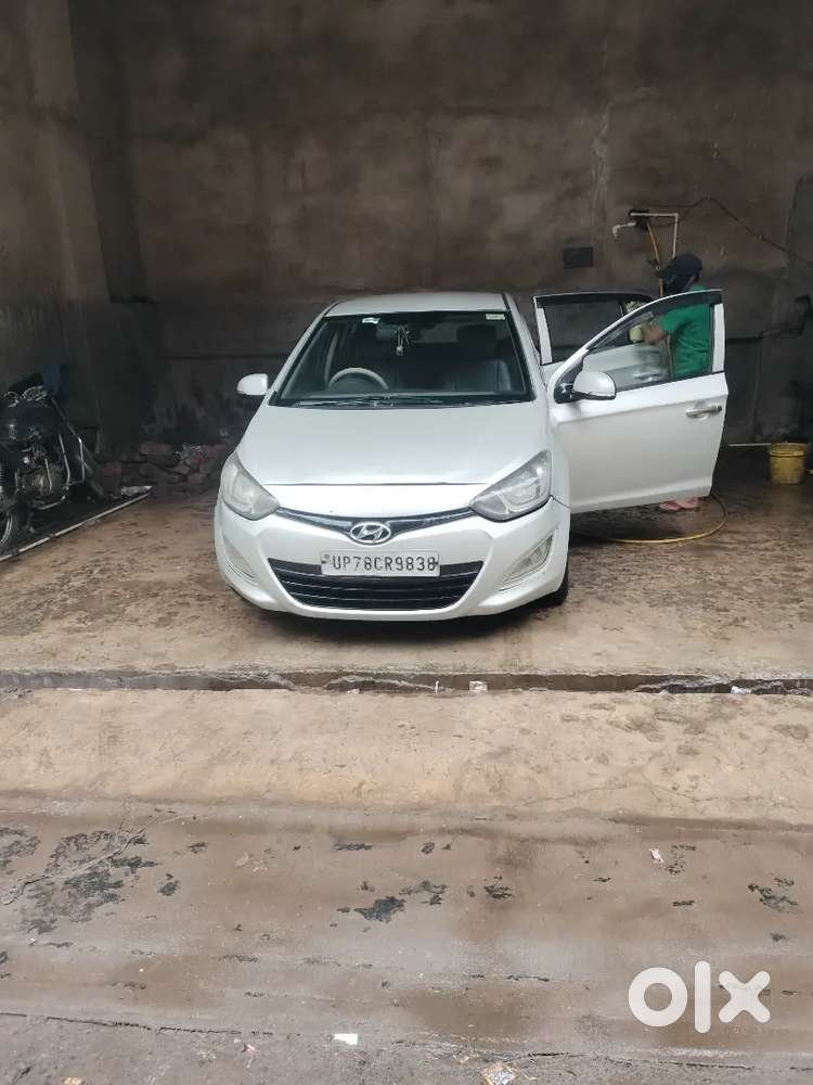 Hyundai I20 2012 Diesel Good Condition .