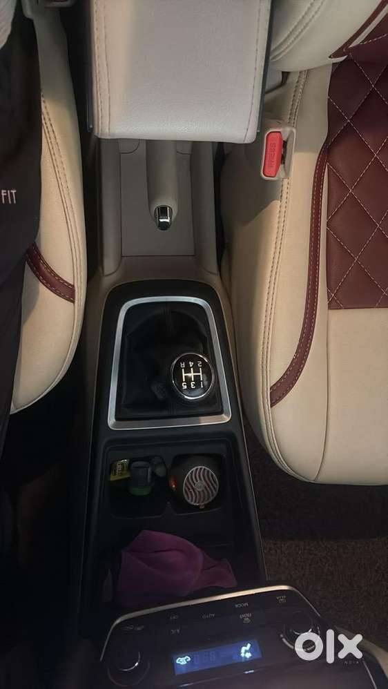 Maruti Suzuki Dzire 2022 Cng & Hybrids 33600 Km Driven