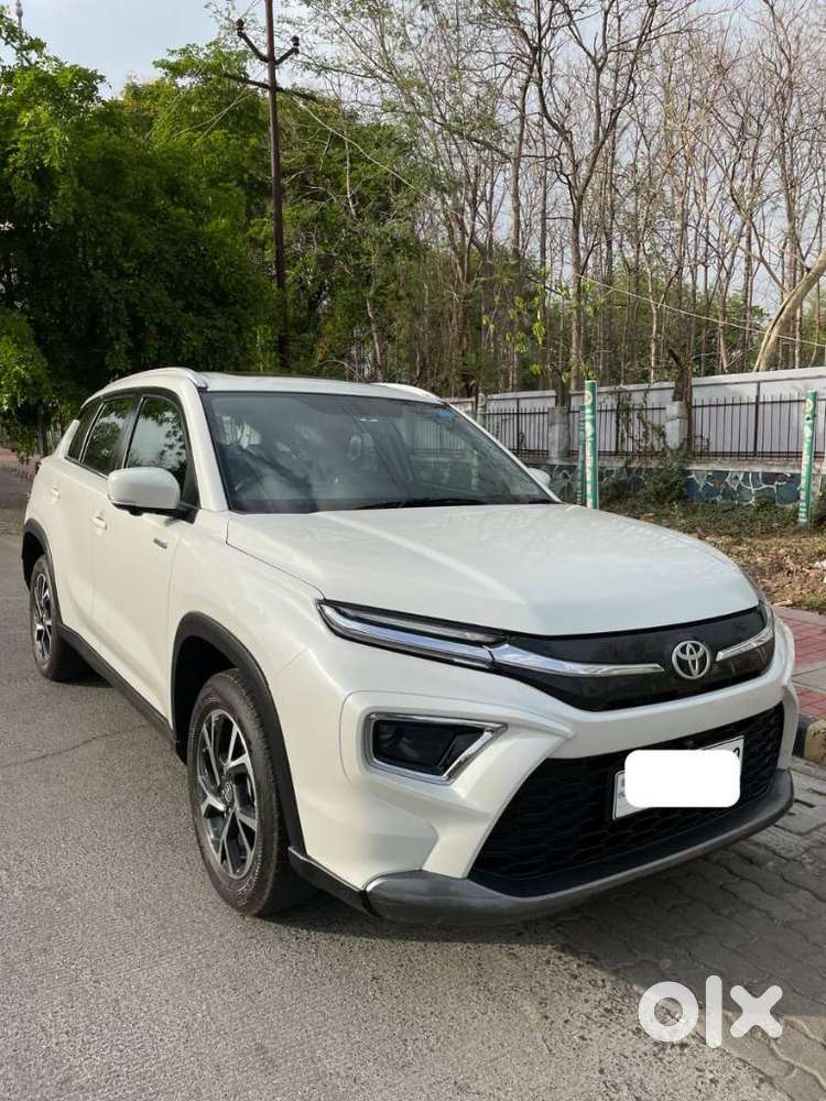 Toyota Urban Cruiser Hyryder, 2022, Diesel