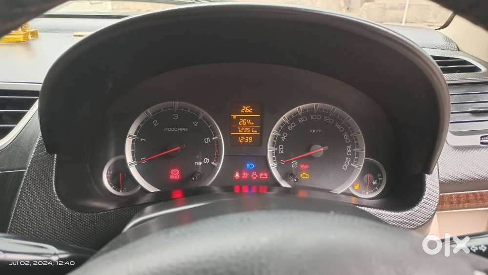 Maruti Suzuki Swift Dzire Zdi Bsiv, 2015, Diesel