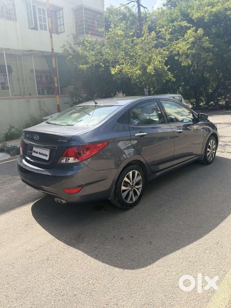 Hyundai Verna 1.6 Sx (o) Vtvt, 2014, Petrol