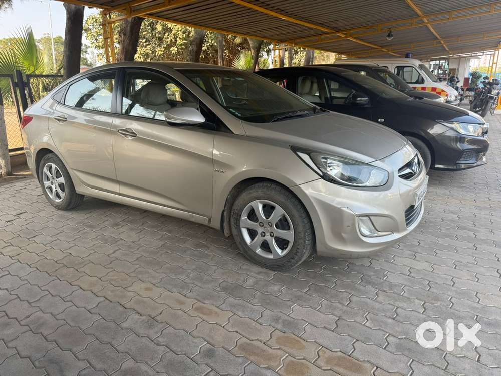 Hyundai Verna