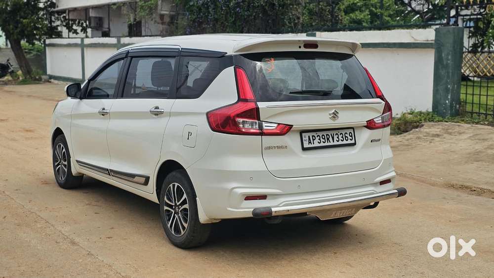 Maruti Suzuki Ertiga 1.5 Zxi Plus Shvs, 2023, Petrol