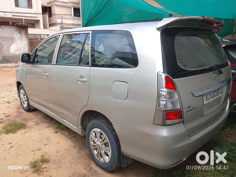 Toyota Innova Diesel 2012
