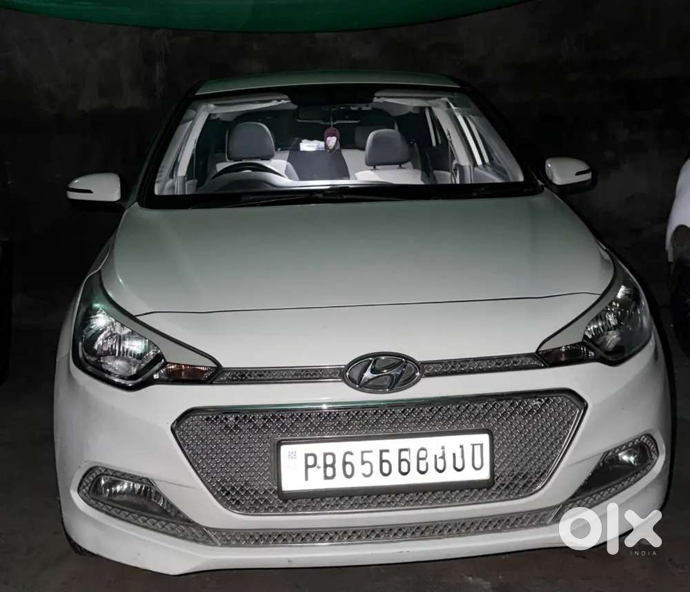 Hyundai I20 Asta Petrol 2017  40,565 Km  Led  New Tyres  2 Keys