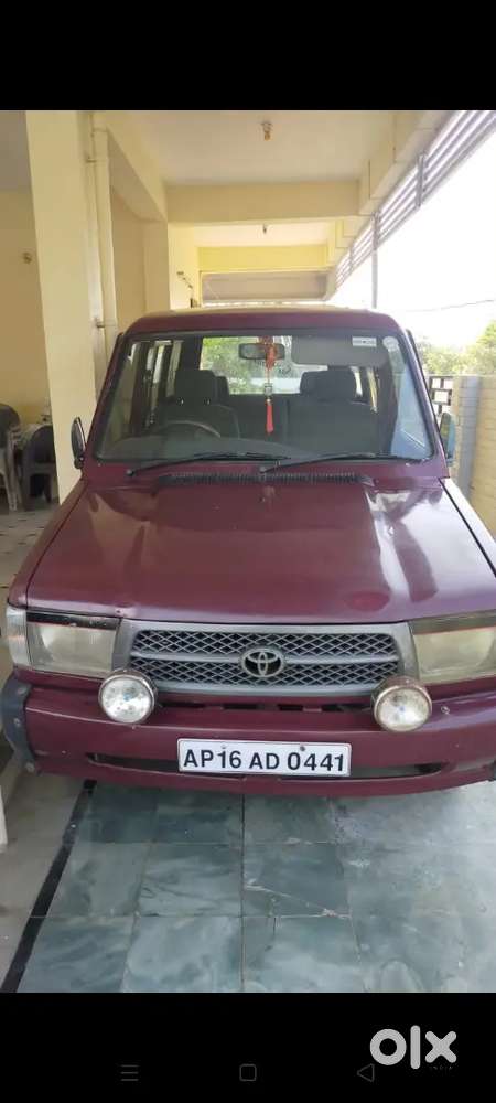 Toyota Qualis 2001 Diesel Well Maintained