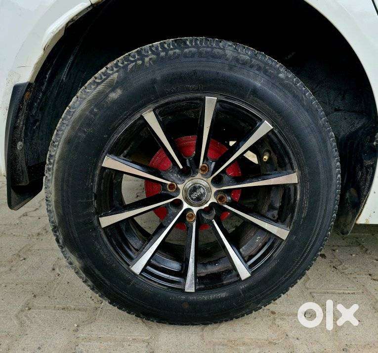 Tata Altroz 1.2 Xe, 2020, Petrol