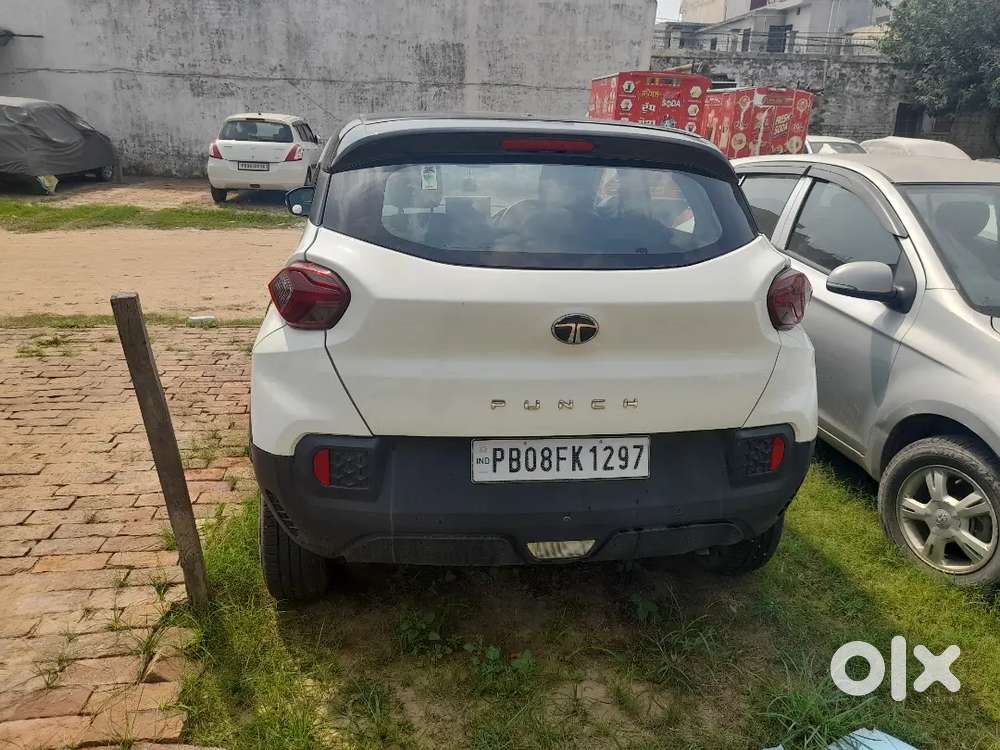 Tata Punch 1.2 Rhythm 2024