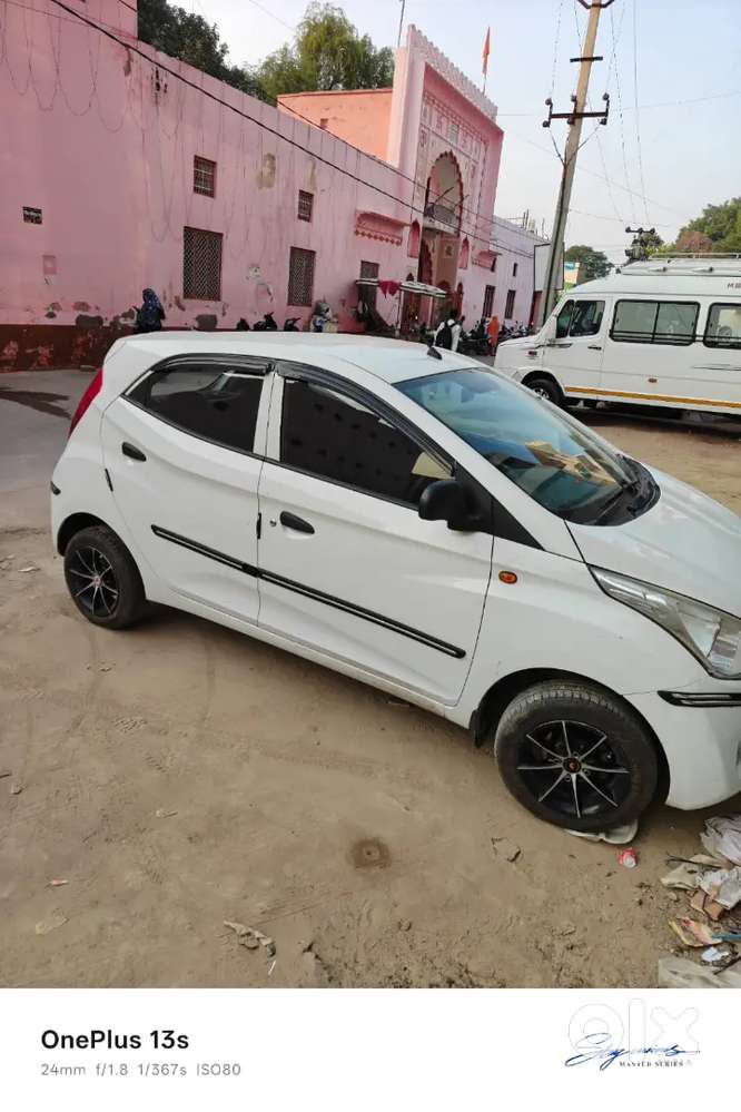 Hyundai Eon 2016 Petrol Well Maintained